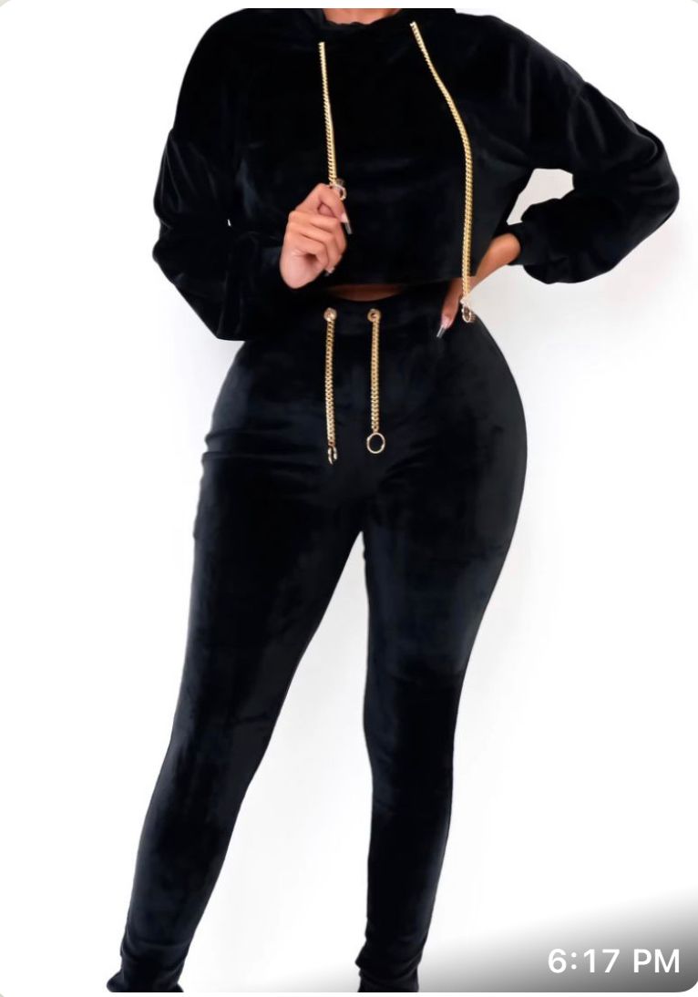 Pant Hoodie Set With Chain Detail Above N Beyond 